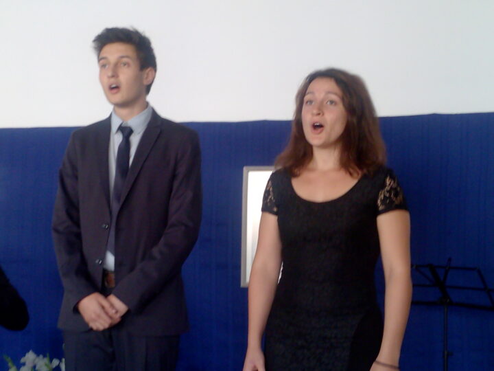 2.Első nap. Ecseri-Szabó Alexa. A Kecskeméti Kodály Z. Ének-zenei Ált. Isk., Gimn., Szakközépisk. és Alapf. Művészeti Iskola Csapata. B.T