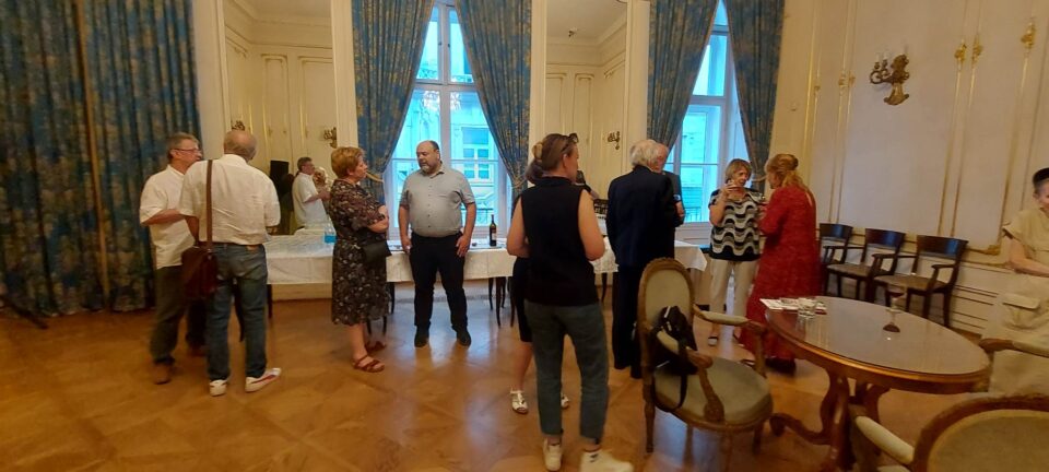 379635196_972601300507055_5602385621067416933_n