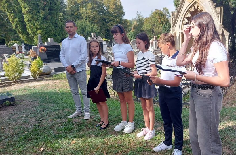 553758066_2149596695527436_6254916439389737249_n (1)